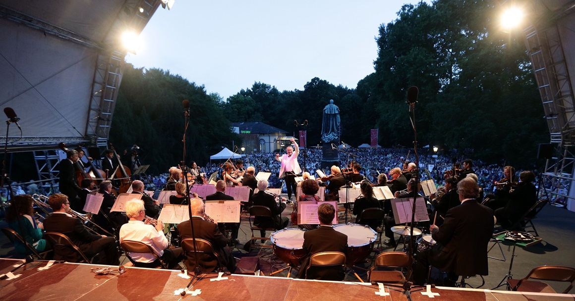 Konzert des Johann-Strauss-Orchesters Wiesbaden in Bad Homburg, Sommer 2017
